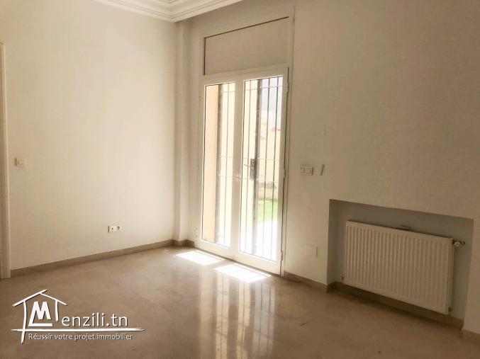 Appartement S+3 avec jardin au lac2