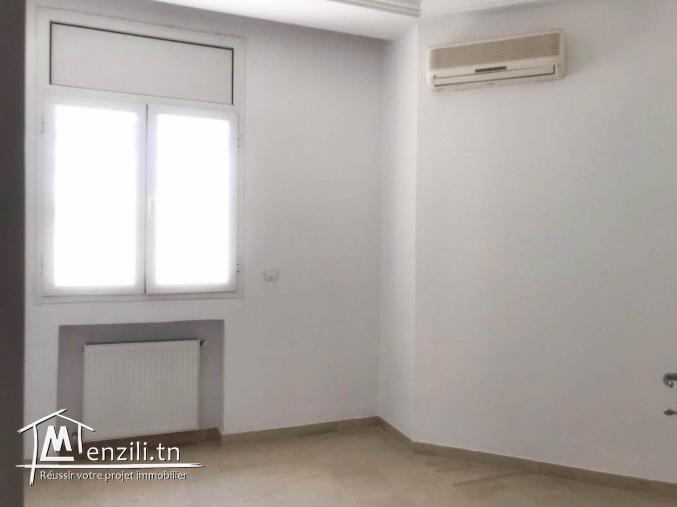 Appartement S+3 avec jardin au lac2