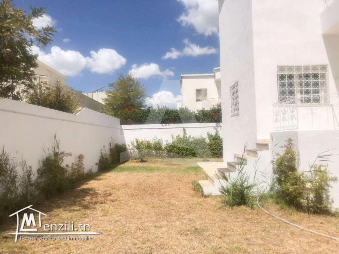 a vendre villa avec jardin au lac2