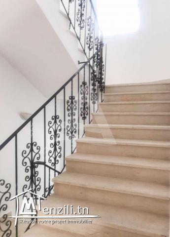 a vendre villa avec jardin au lac2