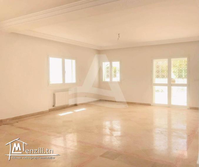 a vendre villa avec jardin au lac2