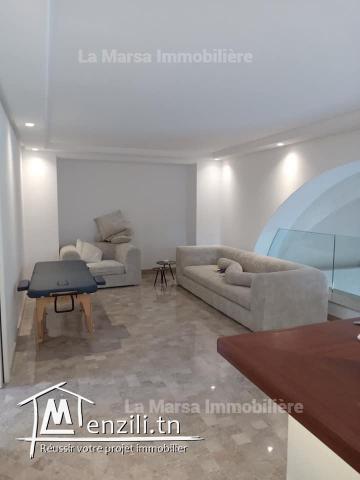 A Louer une villa s3 avec piscine et jardin à Gammarth