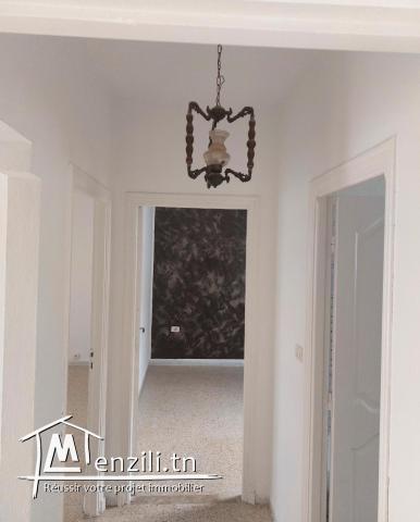 Avendre belle 190m2  villa à sousse