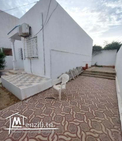 Avendre belle 190m2  villa à sousse