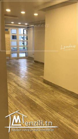 A vendre un Appartement S+3 avec un petit jardin situé à AIN ZAGHOUAN