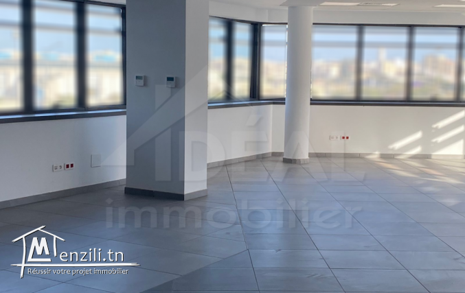 Bureau de 984M² au Lac 3