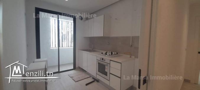 A Louer appartement s2 neuf à La Marsa