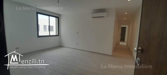 A Louer appartement s2 neuf à La Marsa