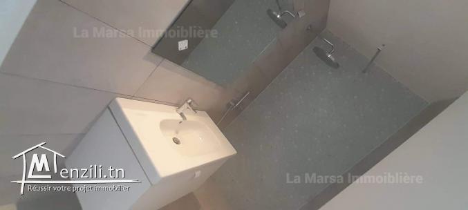 A Louer appartement s2 neuf à La Marsa