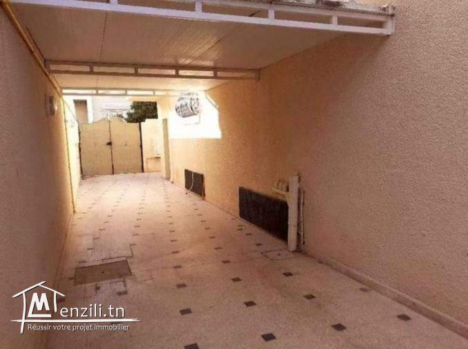 Avendre une villa s4 et étage s3  à cité sahloul pré centre de police