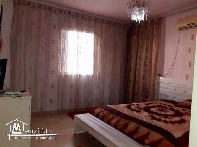 Avendre une villa s4 et étage s3  à cité sahloul pré centre de police