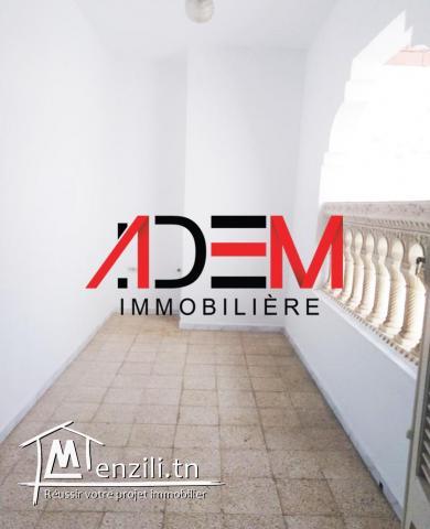 Etage de villa S3 avec place parking