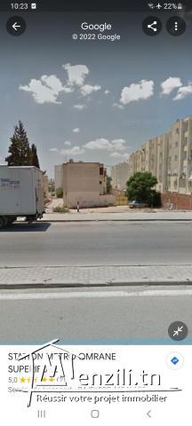 Appartement  plus deux dans un immeuble