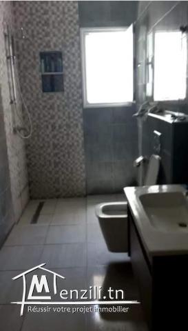 Bon opprtunite villa avec 2 appartement non fini à hammam sousse