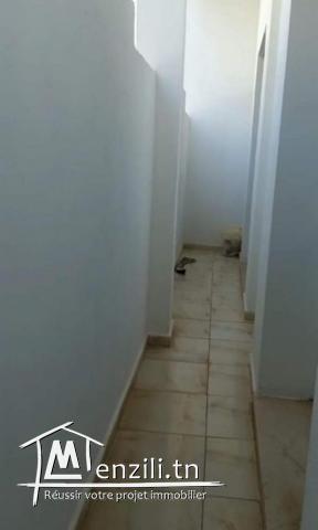 Bon opprtunite villa avec 2 appartement non fini à hammam sousse