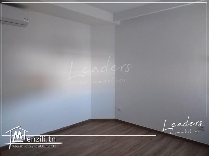 A vendre un Appartement S+3 situé à ENNASER