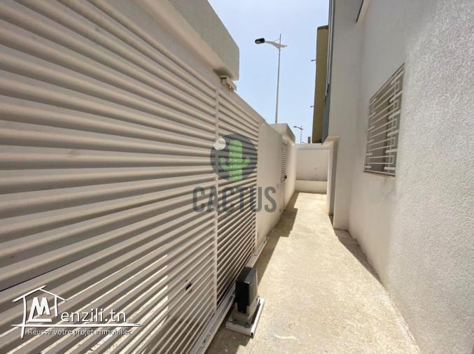 Villa de 340m² sur un terrain de 210m² à Cite el Wafa ,Nabeul