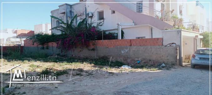 A vendre un terrain viabilisé, qui sis à Gammarth.