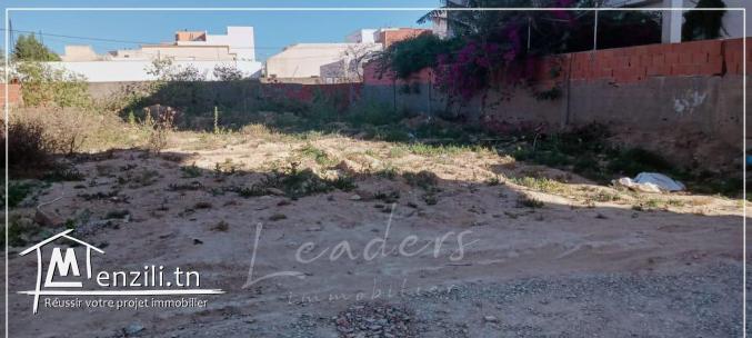 A vendre un terrain viabilisé, qui sis à Gammarth.