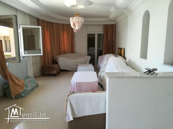 étage de villa s+4 haut standing à bizerte