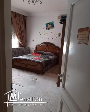 Avendre une bel.villa avec picine à khezama