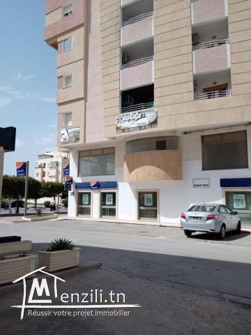 A VENDRE Espace commercial tout usage en duplex de 262m² surface utile