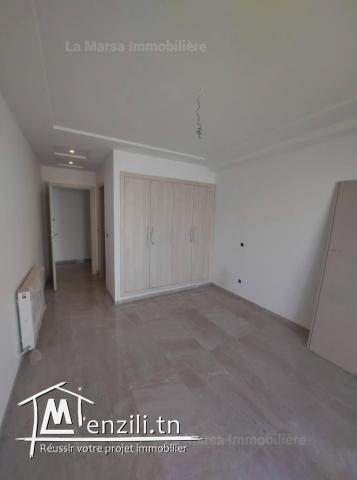 A Vendre appartement s3 avec jardin , Chotrana 1
