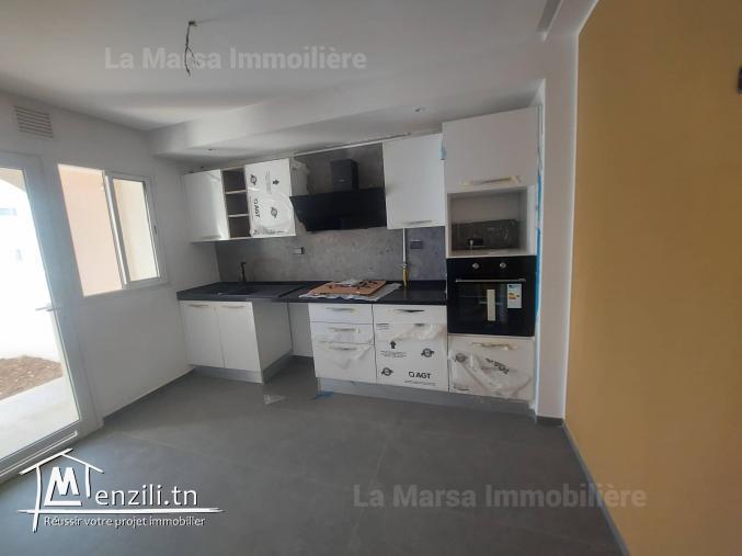 A Vendre appartement s3 avec jardin , Chotrana 1