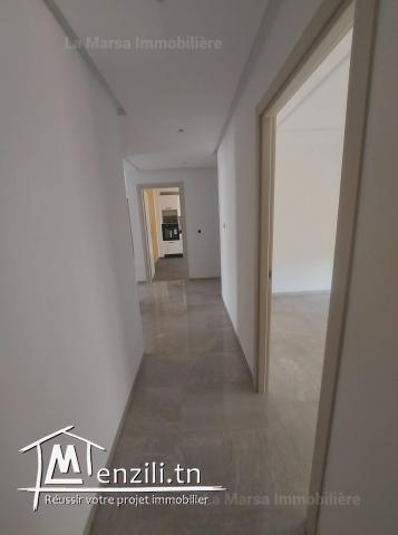 A Vendre appartement s3 avec jardin , Chotrana 1