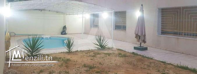 Location Appartement S+3 avec piscine au lac 2