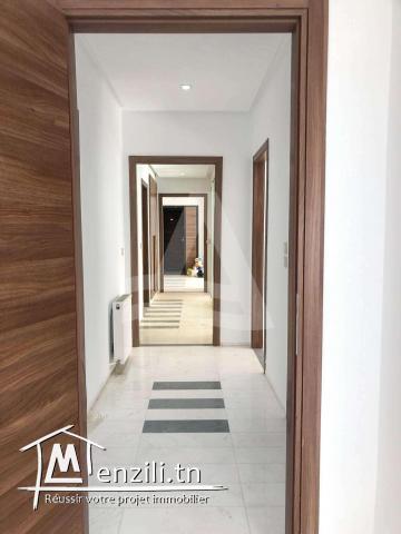 Location Appartement S+3 avec piscine au lac 2