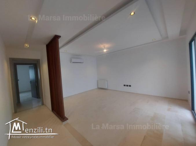 A Vendre appartement s1 à La Soukra
