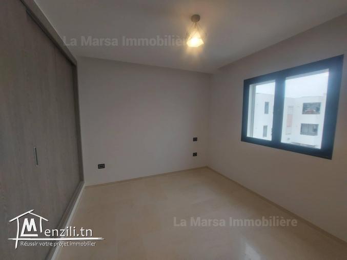 A Vendre appartement s1 à La Soukra