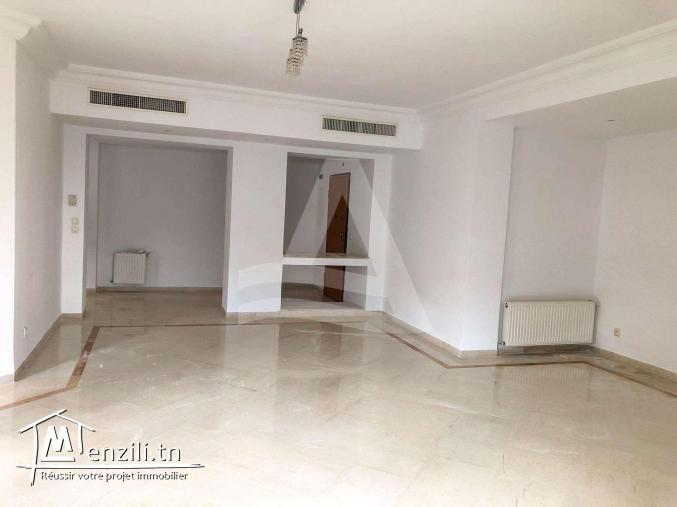 Location Appartement S+3 avec jardin au lac 2