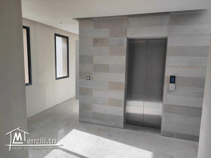 À louer un bel appartement s+2 à la Marsa