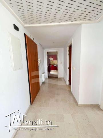 Location Appartement S+3 meublé avec terrasse au lac 2