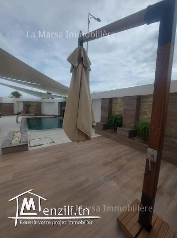 A Louer rez-de-chaussée avec piscine et jardin, La Soukra