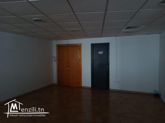 location un espace commercial (open space) de 1300 m2