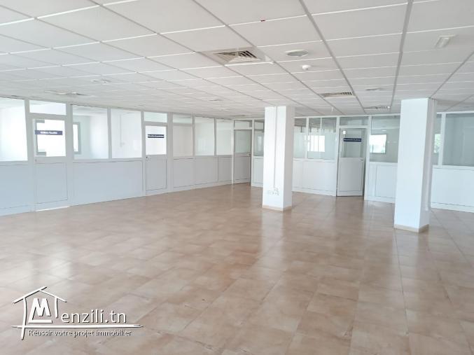 location un espace commercial (open space) de 1300 m2
