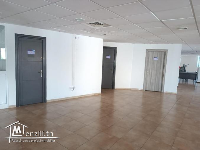 location un espace commercial (open space) de 1300 m2