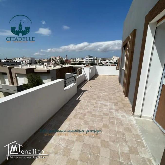 un appartement s+4 rdc avec garage situé à kélibia a vendre