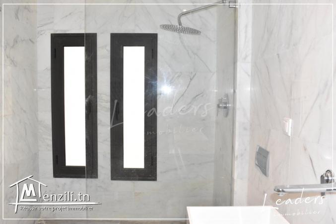 À vendre un appartement S+3 situé à LAC 2