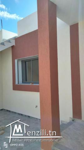 une villa s+3 à plage El Haouaria