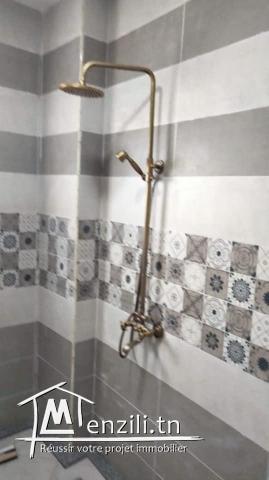 à vendre une villa s+2 avec piscine à plage El Haouaria