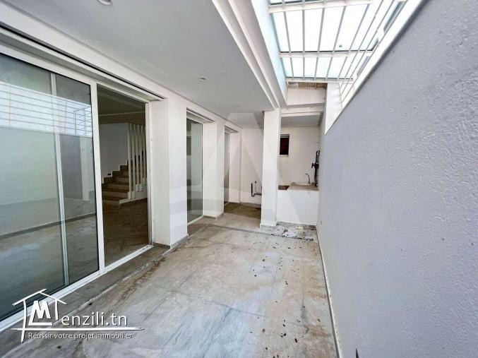 location d'un duplex au ain zaghouen nord