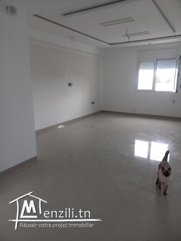 A louer un appartement neuf jamais habité à Nabeul S+2