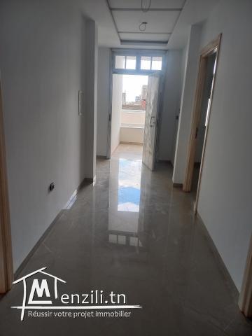 A louer un appartement neuf jamais habité à Nabeul S+2