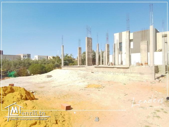 À vendre un terrain situé à CHOTRANA 1