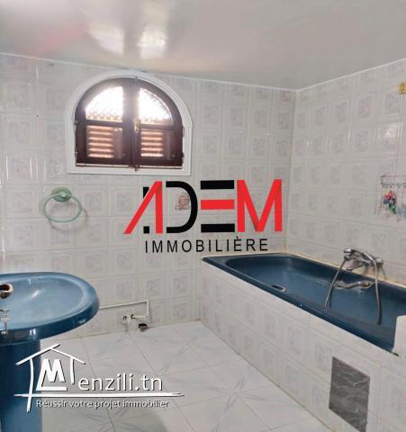 Spacieux étage de villa S3 de 250m² à hamem Sousse