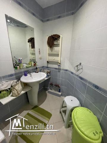 S+3 de 180m² à El Menzah 7 bis (proche école la fontaine)